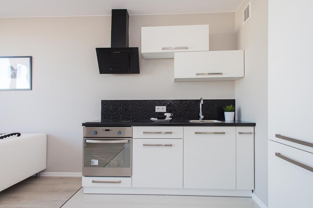 Apartment Cohen Варшава Екстер'єр фото