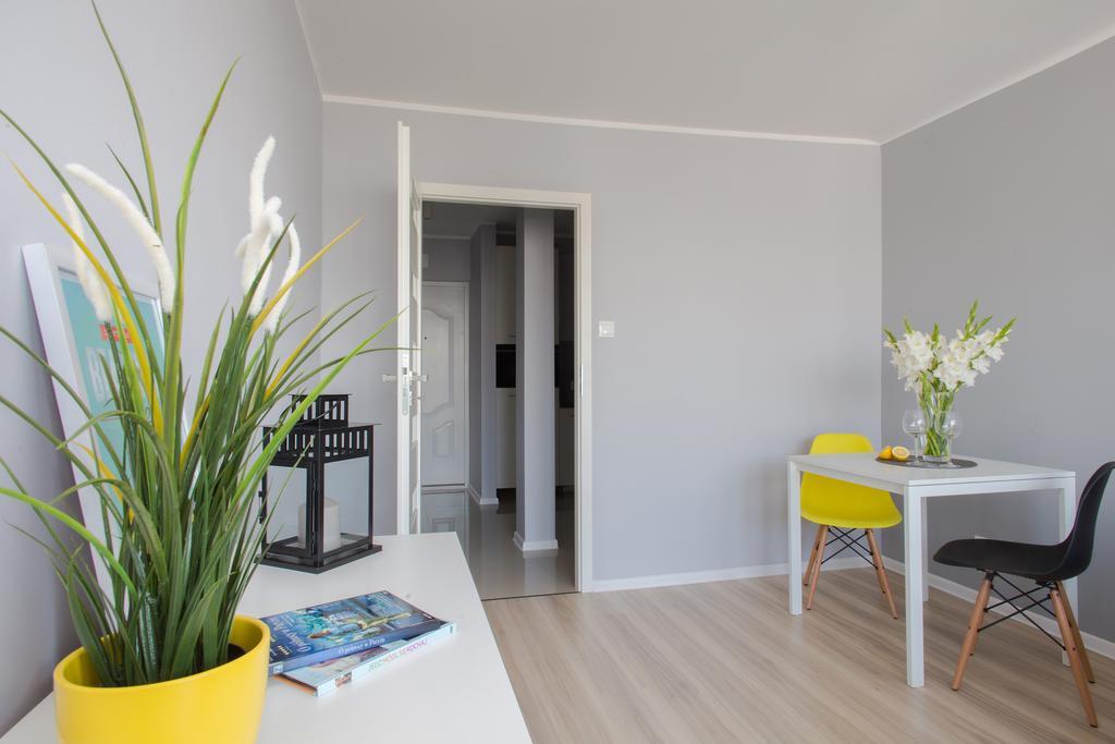 Apartment Cohen Варшава Екстер'єр фото
