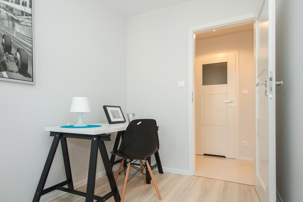 Apartment Cohen Варшава Екстер'єр фото