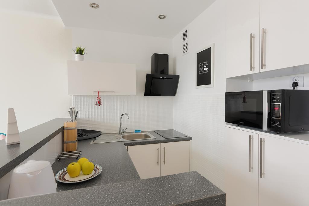 Apartment Cohen Варшава Екстер'єр фото